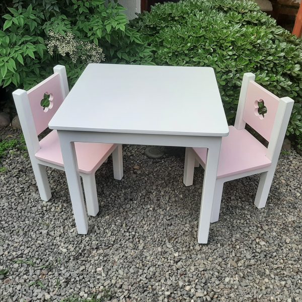 Mesa con 2 sillas
Etapa 1 y 2