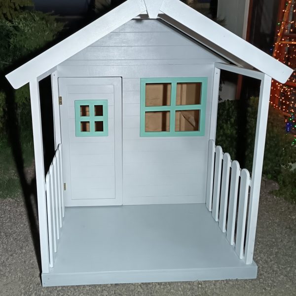 Casita con terraza techada
140 x 170 x 220