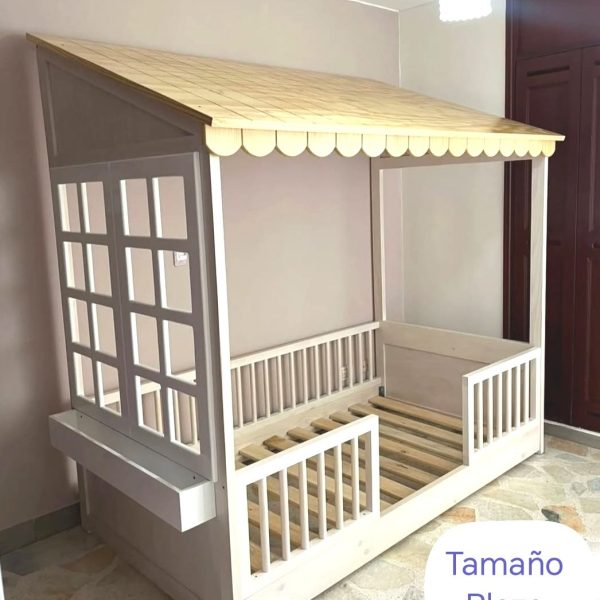 Cama casa
Barandas torneadas
Plaza