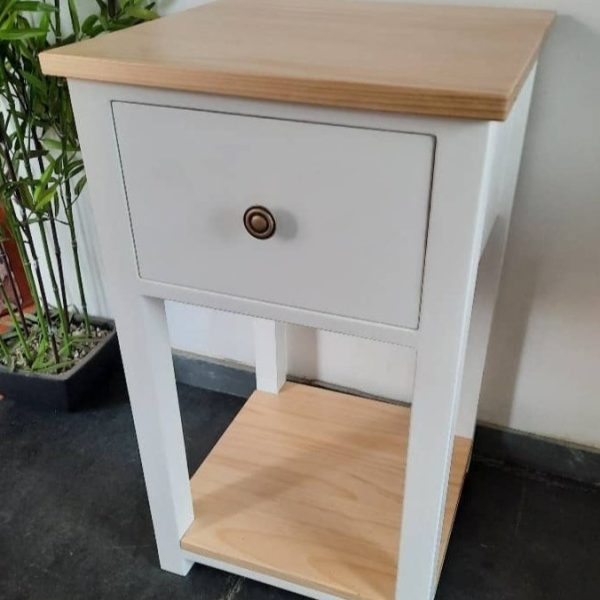 Velador 1 cajón 1 repisa
45x40x65