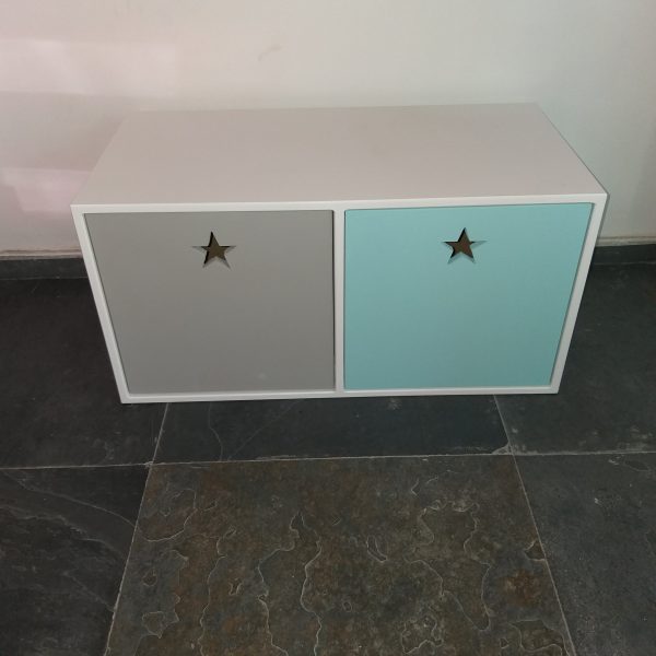 Banqueta juguetera, 2 Cajones con rieles 
70x45x35
