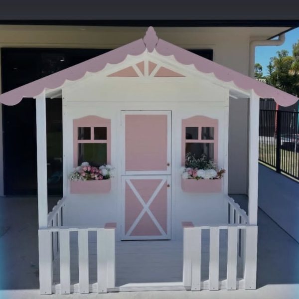 Casita con terraza techada