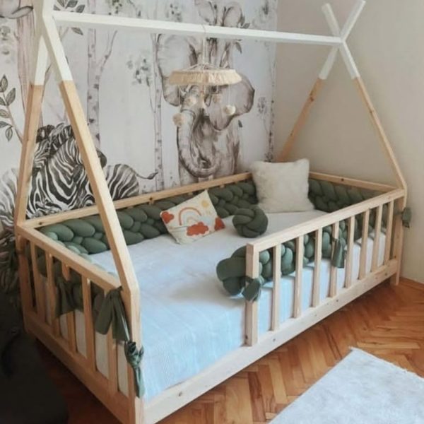 Cama tipi
Natural con aplicaciones