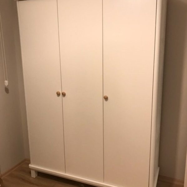 Closet 3 puertas
120 x 200 x 45